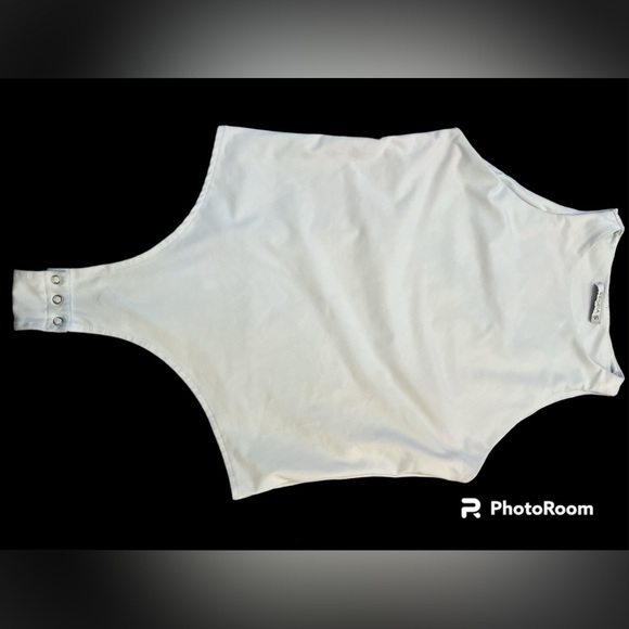 White bodysuit - Picture 2 of 3